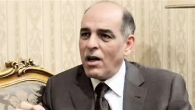 ليس الغاز.. وزير البترول الأسبق يوضح سبب تخفيف أحمال الكهرباء