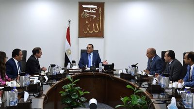 رئيس الوزراء يتابع مستجدات مشروع إنتاج حامض الفوسفوريك بأبوطرطور