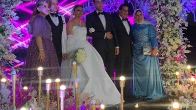 لمياء عثمان تحتفل بزفاف«نجلتها» بالإسكندرية