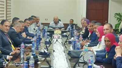 رئيس«القناة للتوزيع»يستقبل مدير إعداد القادة ب«الكهرباء»والدفعة 36