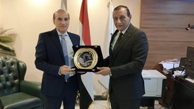 هيئة موانئ البحر الاحمر تكرم شركة بتروتريد