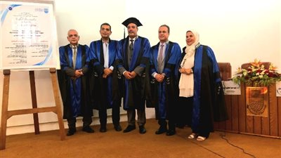 حصول الكيميائي عصام قباري مدير عام المرافق بشركة أنربك علي الدكتوراه