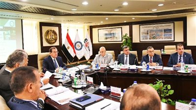 الملا يعتمد نتائج أعمال الجمعية العامة للشركة القابضة للبتروكيماويات للعام المالى 2022/2023