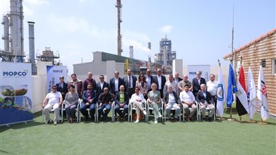 محافظ دمياط ومساعد وزير الخارجية ووفد سفراء الدول الأمريكية يتفقدون مصنع موبكو لإنتاج الاسمدة 