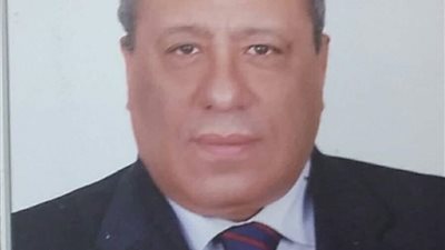 سلاااامات ل«الأب الروحى»للمحاسبين والتجاريين بقطاع الكهرباء 