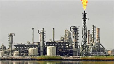 استياء بشركة تكرير كبري بالإسكندرية بسبب سياسات «مساعد المالية» 