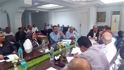 رئيس«البحيرة للكهرباء» يترأس اجتماع موسع مع قيادات الشركة لتنشيط التحصيل 