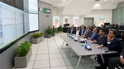 وزير البترول يترأس اجتماع موسع بمركز التحكم القومى للغاز 