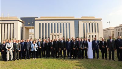 وزير البترول يعقد اجتماعاً موسعاً مع رؤساء وممثلى شركات البترول العالمية العاملة فى مصر 