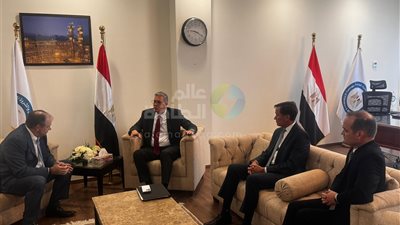 وزير البترول يبحث مع الرئيس التنفيذي لـ«أباتشى» خطط زيادة الإنتاج 