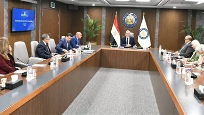 وزير البترول يلتقى أعضاء لجنة البترول والغاز بغرفة التجارة الأمريكية بالقاهرة