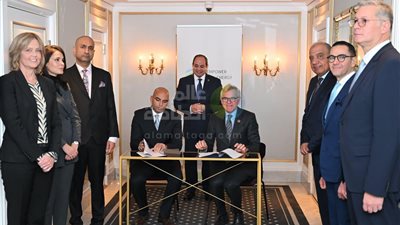 الرئيس السيسي يشهد توقيع عقد بين «امباور» و«ماجد الفطيم» لتنفيذ مشروع في الطاقة الشمسية لأغراض الصناعة