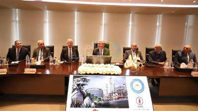 وزير البترول يناقش رؤية «بتروجت» للعمل وسبل التوسع في اعمال الشركة محلياً ودولياً