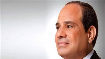 الرئيس السيسى يكرم زوجة شهيد الشهامة خالد عبد العال فى احتفال المولد النبوي