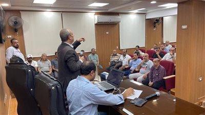 «محرز»يترأس اجتماع موسع بشمال الدلتا للكهرباء لمراجعة القراءات وتحسين مؤشرات الأداء