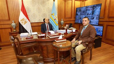 محافظ كفرالشيخ يبحث مع رئيس قطاع الكهرباء تطوير الشبكات والخدمات المقدمة للمواطنين