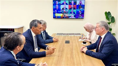 وزير البترول يبحث تعزيز التعاون مع الشركات العالمية في مجالى الإنتاج والبنية التحتية للغاز الطبيعى