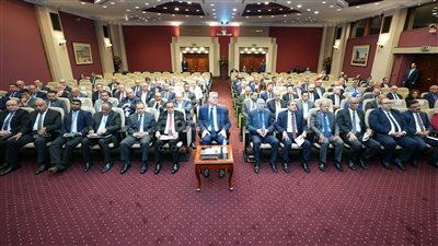 وزير البترول يجتمع مع عدد من رؤساء الشركات العالمية لتعزيز الشراكات الاستراتيجية