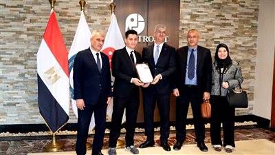 بتروجت تكرم أوائل أبناء العاملين المتفوقين دراسياً لعام 2024