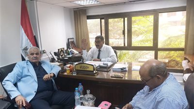 “صفائي” يتابع الموقف التنفيذي لمشروعات المنطقة الجنوبية