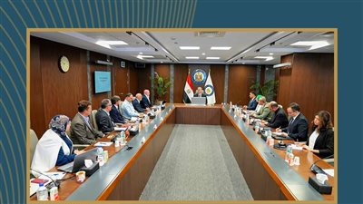 وزير البترول يلتقي وفداً من شركات التعدين الأسترالية لبحث فرص الاستثمار