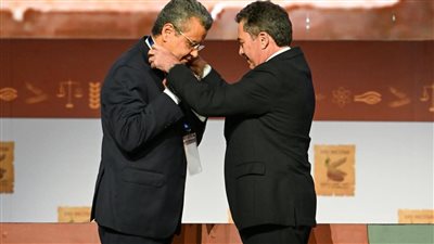 مصر تتسلم رئاسة 