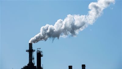 خطة مصر الخضراء.. قطاع البترول يسعى لخفض انبعاثاته 65% بحلول عام 2030 