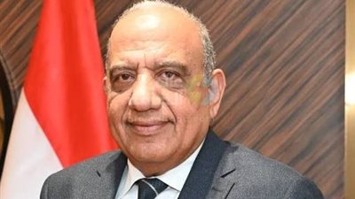 بعد قليل ٠٠وزير الكهرباء يتفقد محطة النوبارية2250 ميجاوات