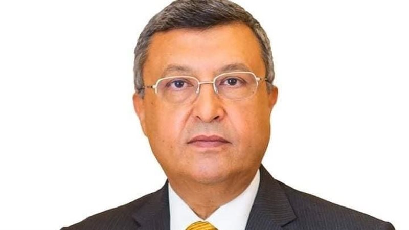 المهندس أسامة كمال ورئيس لجنة الطاقة بمجلس الشيوخ