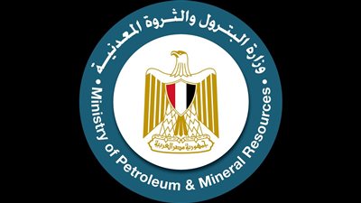 «البترول» تحظر على الشركات إبرام الاتفاقيات وبروتوكولات التعاون ومذكرات التفاهم.. دون الرجوع إليها