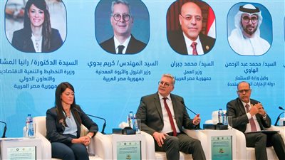لتعزيز الاستثارات في الطاقة والتعدين .. وزير البترول يشارك في منتدى “التجارة المصري الخليجي”