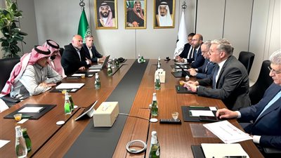 وزير البترول يبحث زيادة فرص الشركات المصرية في أعمال مشروع نيوم بالمملكة العربية السعودية