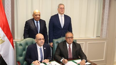 وزيرا الكهرباء والبترول يشهدان توقيع بروتوكول تعاون بين العامة للبترول والمواد النووية   