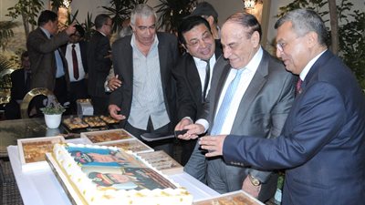 صالون ثقافى بفيلا المهندس محمد كمال عليم رئيس جمعية مهندسى البترول والتعدين والغاز بمصر الجديدة