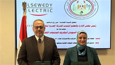 «نقل الكهرباء» توقّع عقد توريد 51 محولًا لدعم الشبكة القومية استعدادًا لصيف 2026