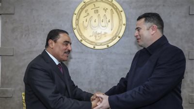 بحث سبل التعاون بين هيئة المحطات النووية ومحافظة مطروح لدعم مشروع الضبعة النووي