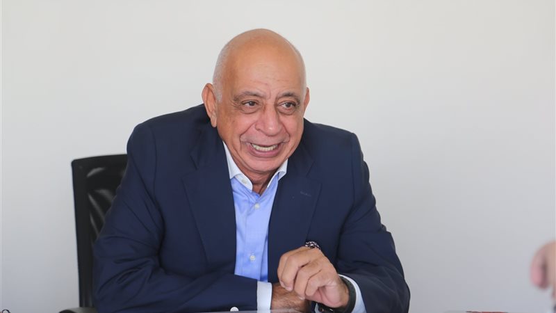 الدكتور تامر أبو