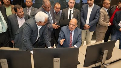 وزير الكهرباء يتفقد المركز القومي للتحكم في الطاقة ويتابع جودة التغذية خلال شهر رمضان