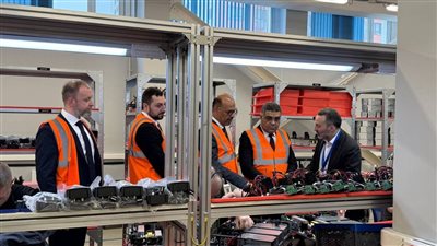 أحمد فرغل يزور إحدى شركات روساتوم المتخصصة في مجال البنية التحتية لشحن المركبات الكهربائية