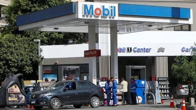 بعد تحريكها 3 جنيهات.. هل تكفي زيادة الوقود الأخيرة لاحتواء ضغوط الموازنة في مصر؟