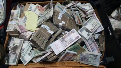 إهمال رقابي أم تلاعب منظم؟.. 900 ألف جنيه سلف وهمية داخل شركة كهرباء 