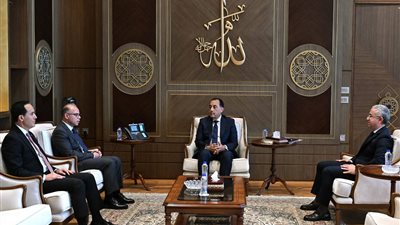 تعيين الدكتور محمد عوض رئيسًا تنفيذيًا للهيئة العامة للاستثمار والمناطق الحرة