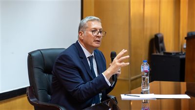 وزير البترول يبحث الارتقاء بمكانة مصر في المؤشرات العالمية للاستثمار التعديني