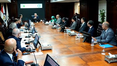 وزير البترول يتابع مشروعات قطاع الغاز خلال زيارة لـ”إيجاس”