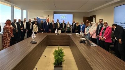المصرية لنقل الكهرباء توقع 3 عقود  مع شركة السويدي إليكتريك