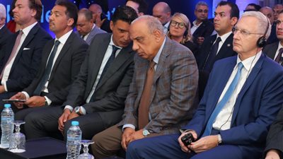 وزير الكهرباء يشهد افتتاح مصنع 