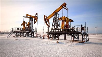 النفط يسجل أقوى مكاسب شهرية منذ مارس.. وبرنت يقفز 24%