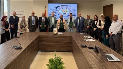 نقل الكهرباء توقع عقدًا لتأهيل محطة محولات جرجا جهد 66 ك.ف