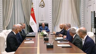 الرئيس السيسي يستقبل رئيس إيني الإيطالية