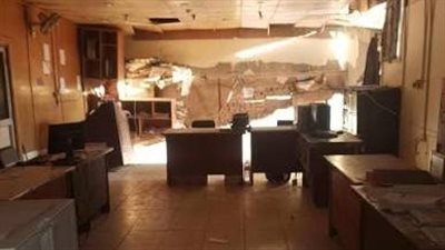 «ثعبان يلدغ فنيًا».. شكاوى من سوء حالة مقر إيرادات وشبكات المقطم ومطالب بتوفير مكان لائق للعاملين